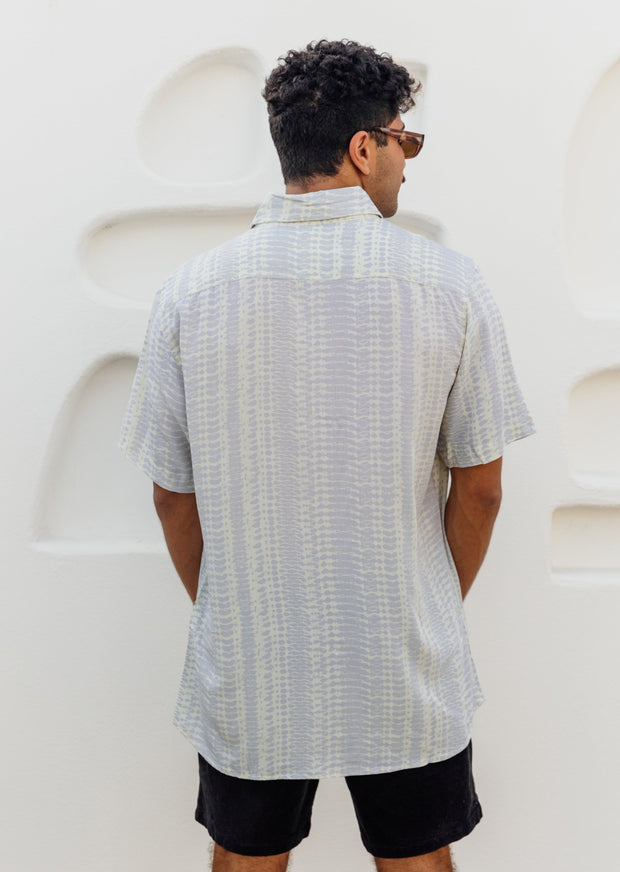 VALLA BEACH BUTTON UP