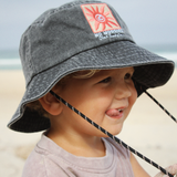 NO WORRIES MINI BUCKET HAT