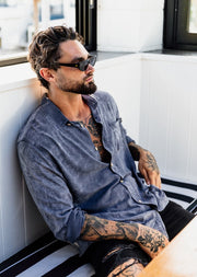 STAPLE LONG SLEEVE BUTTON UP CHARCOAL